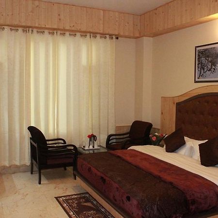 Hotel Bodh International Manāli Zewnętrze zdjęcie