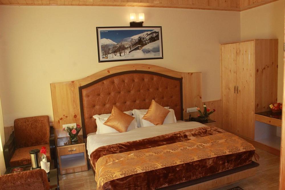Hotel Bodh International Manāli Zewnętrze zdjęcie